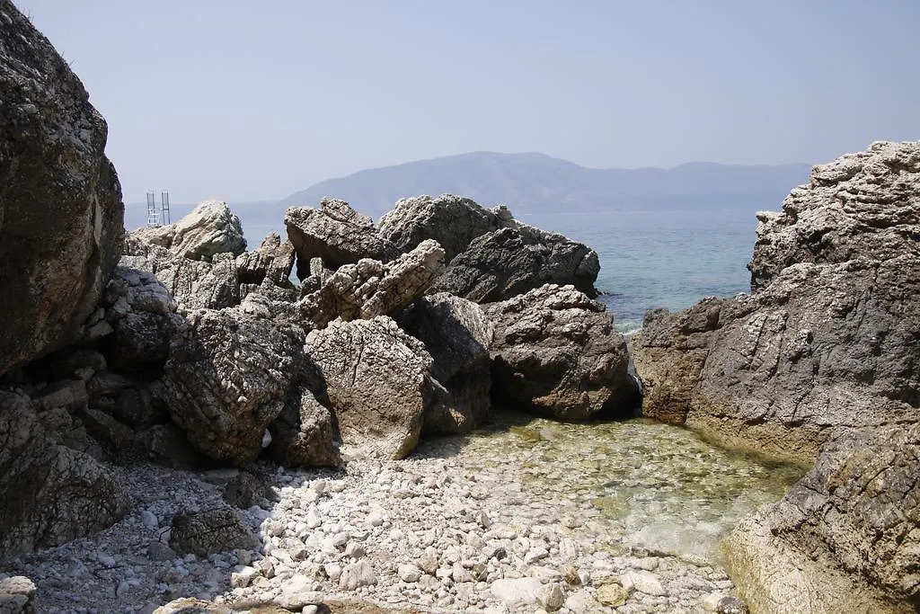 Hotel Nimfa Kanine 3*,  Albania