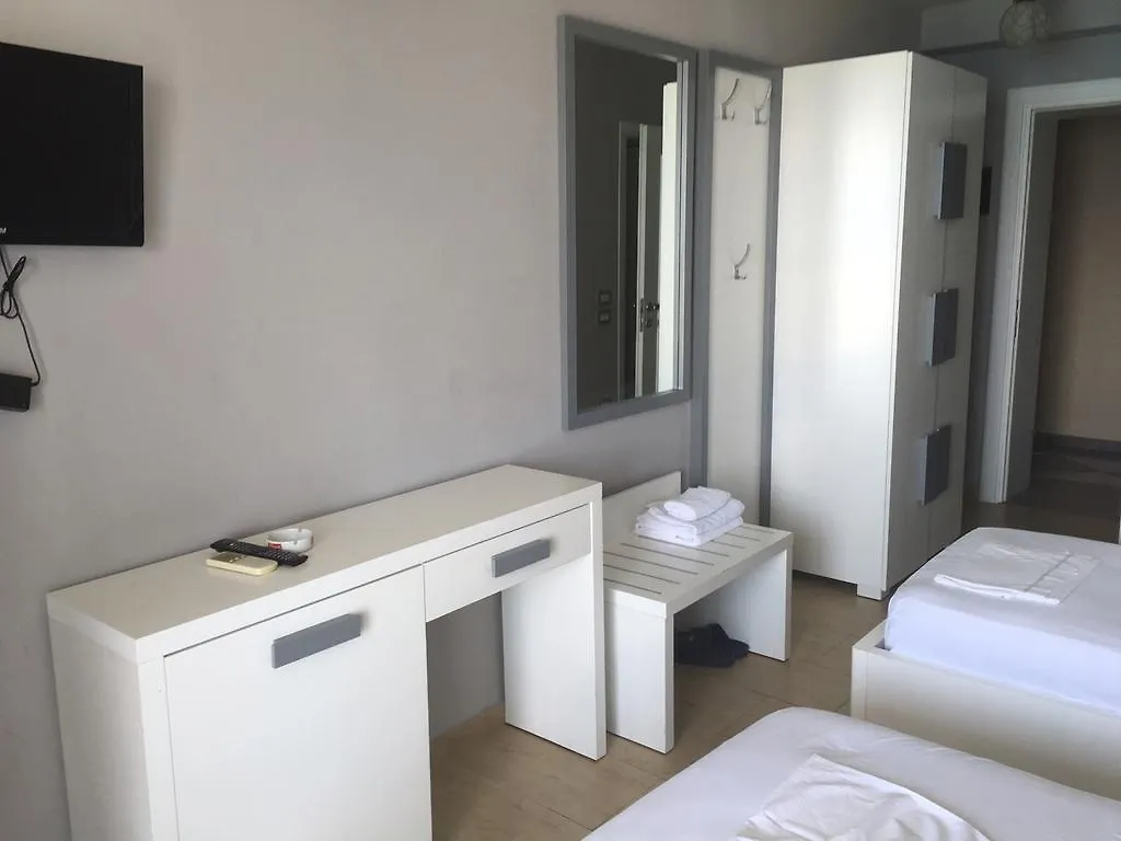 ***  Hotel Nimfa Vlorë Albanien