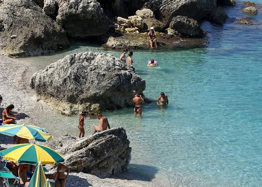 Hotel Nimfa Kanine 3*,  Albania